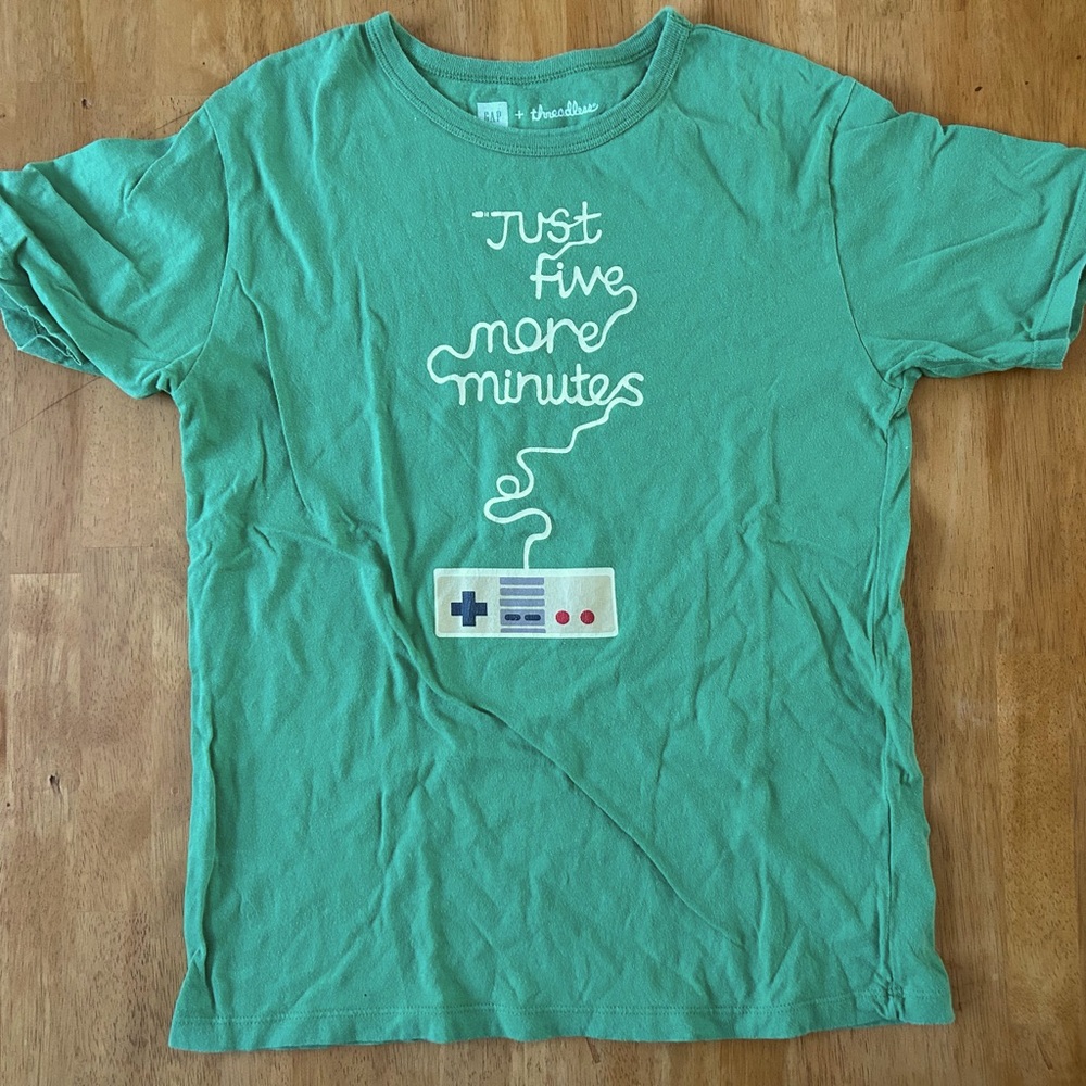 Gap boys tee “just five more minutes” collab with threadless Great Britain